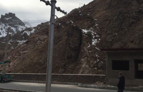 پایه دوربین نظارت جاده ای