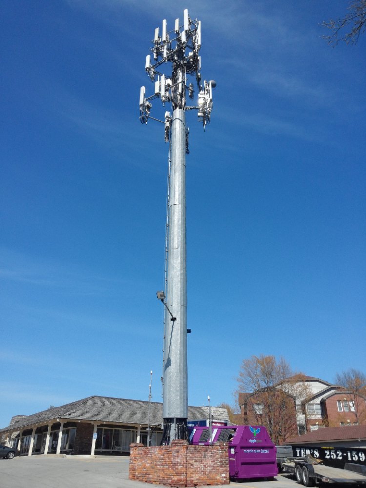 دکل منوپل شبکه 5G